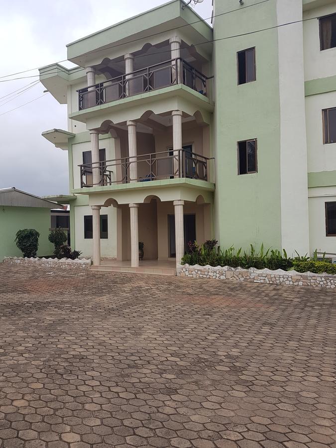 Ideas Hotel Sunyani Ngoại thất bức ảnh
